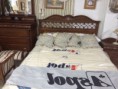 Dormitorio palanca cabecero 1,50, dos mesillas, cómoda y espejo